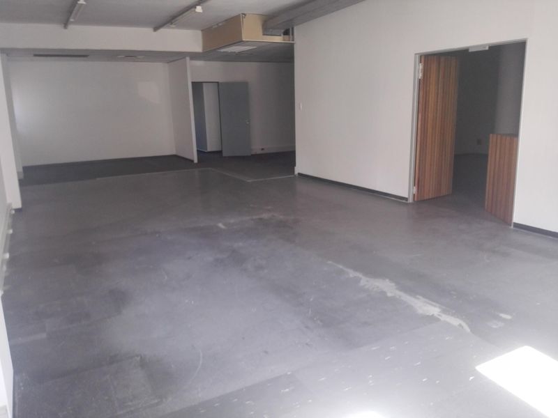 476m² Commercial To Let in Umgeni Business Park at R95.00 per m²