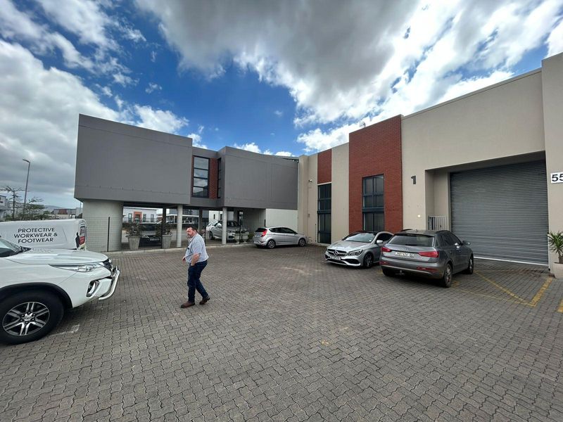 Brackengate Business Park | Warehouse To Rent in Brackenfell Industrial