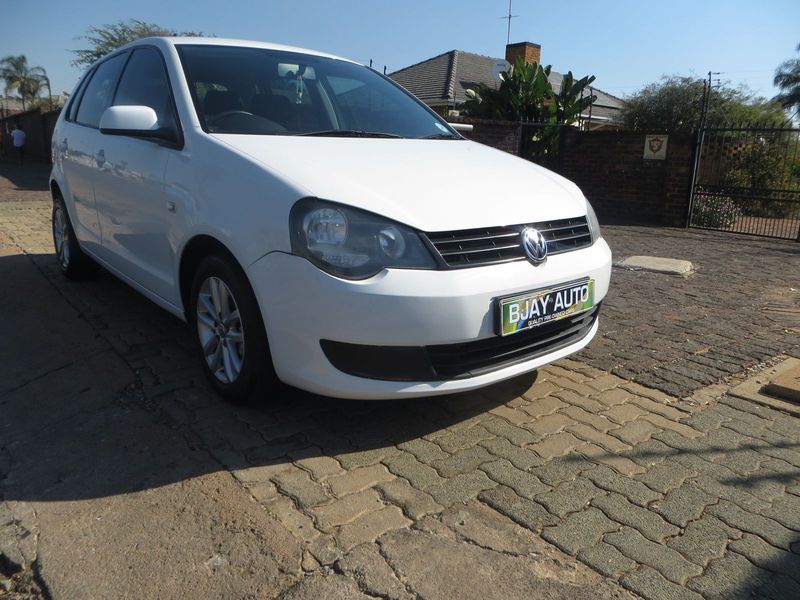 2014 Volkswagen Polo Vivo Hatch 1.4 Comfortline, White with 89000km available now!
