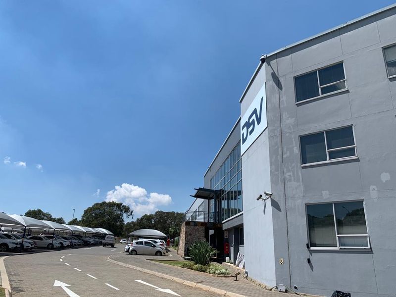 Primly located commercial office available for rental in Boksburg