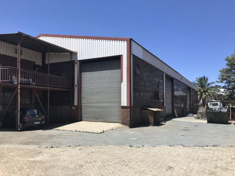 Industrial Property in Driehoek, Germiston - For Sale at R4 000 000.00