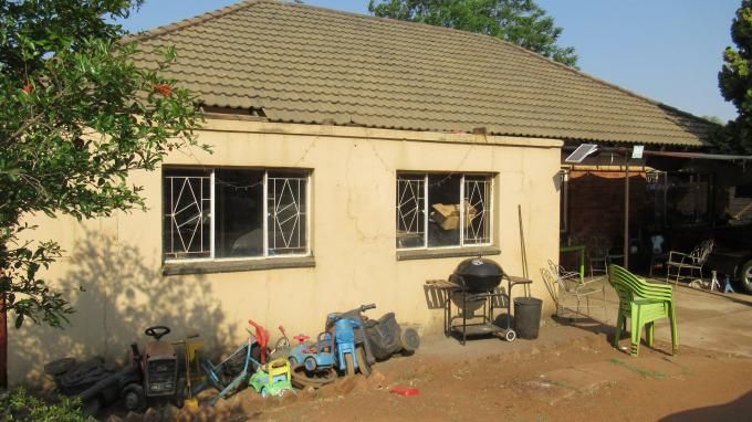 3 Bedroom with 1 Bathroom House For Sale North West