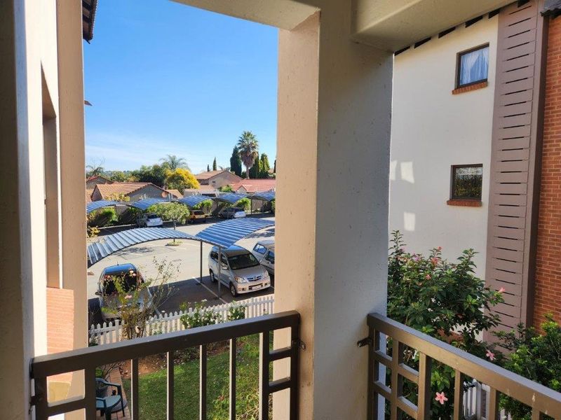 1 bedroom apartment - Douglasdale retirement village - Priced to sell