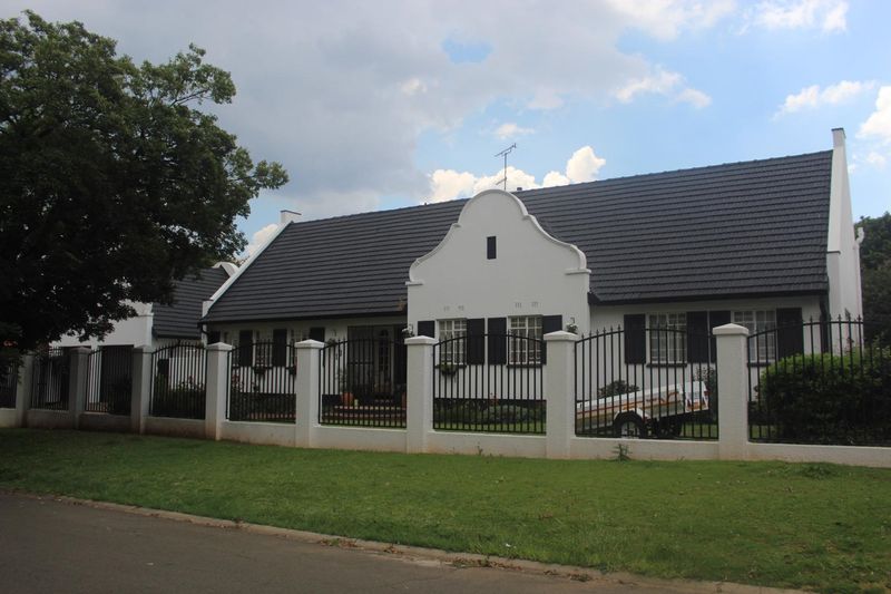 Cape Dutch Style Home Just For You