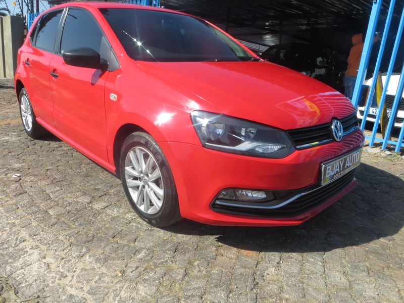 Volkswagen Polo Vivo Hatch 1.4 Trendline, Red with 55000km, for sale!