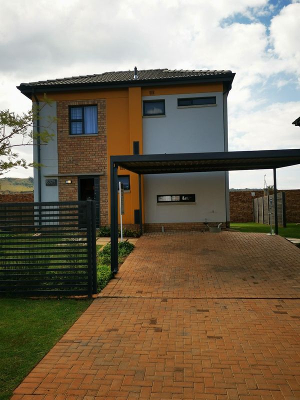 House in Pretoria North For Sale