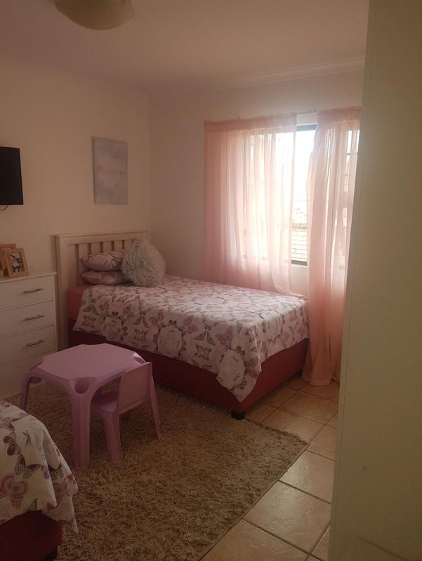 Modern semi-detached house in Double Delight Crescent, Gonubie