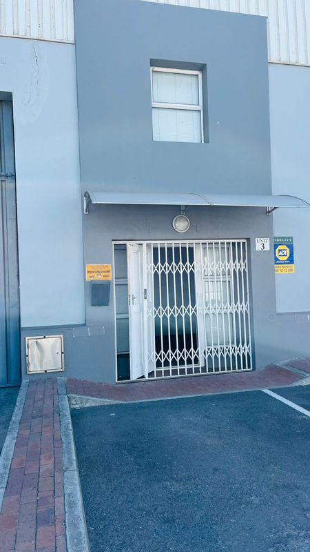 Warehouse in Auckland Street, Paarden Eiland To Let