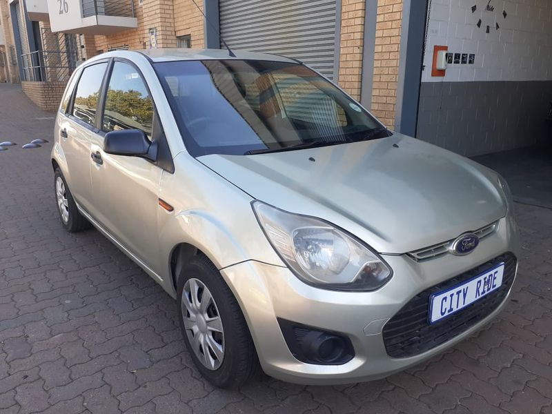 2014 Ford Figo 1.5 Ambiente 5-Door, Silver with 125000km available now!