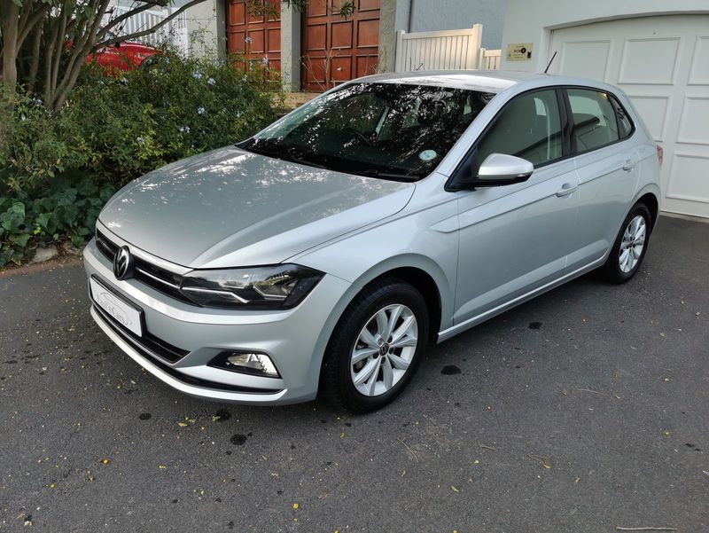 2021 Volkswagen Polo 1.0 Comfortline DSG, Silver with 48500km available now!