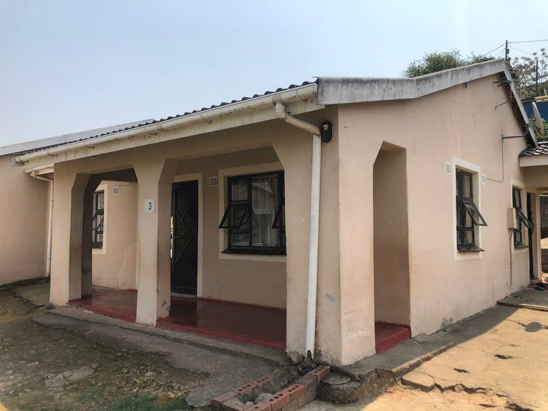 4 BEDROOM HOUSE FOR SALE IN UMLAZI K