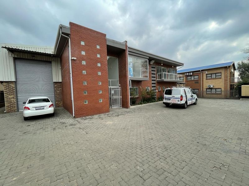 Northlands Business Park | A grade property to let / for sale in Randburg