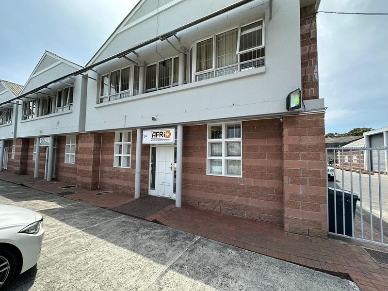 Royal Cape Park | Warehouse To Rent in Ottery