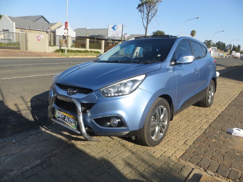 2015 Hyundai ix35 2.0 CRDi Elite 4x4 AT, Blue with 89000km available now!