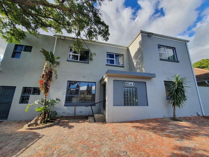 Private Student House-Ladies Only-Fully furnished/serviced Close 2 Tygerberg Campus/Stadio