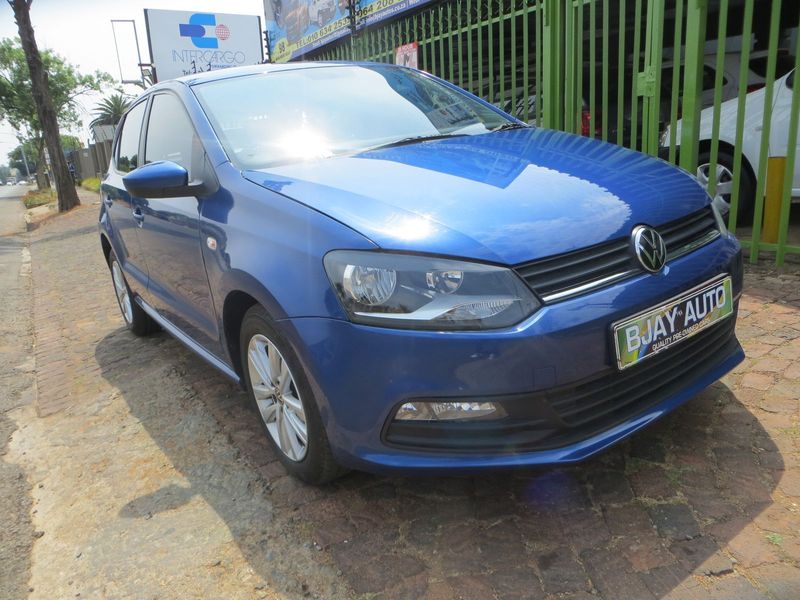 2023 Volkswagen Polo Vivo Hatch 1.4 Comfortline, Blue with 25000km available now!