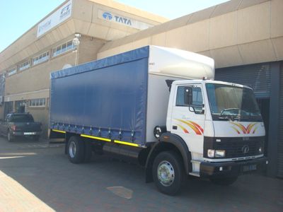 Tata Lpt 1518 Tautliner With Hazchem Demo