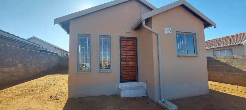 2 BEDROOM HOME PERFECT FOR FIRST TIME BUYERS FOR SALE IN CHIEF MOGALE EXTENSION 2.