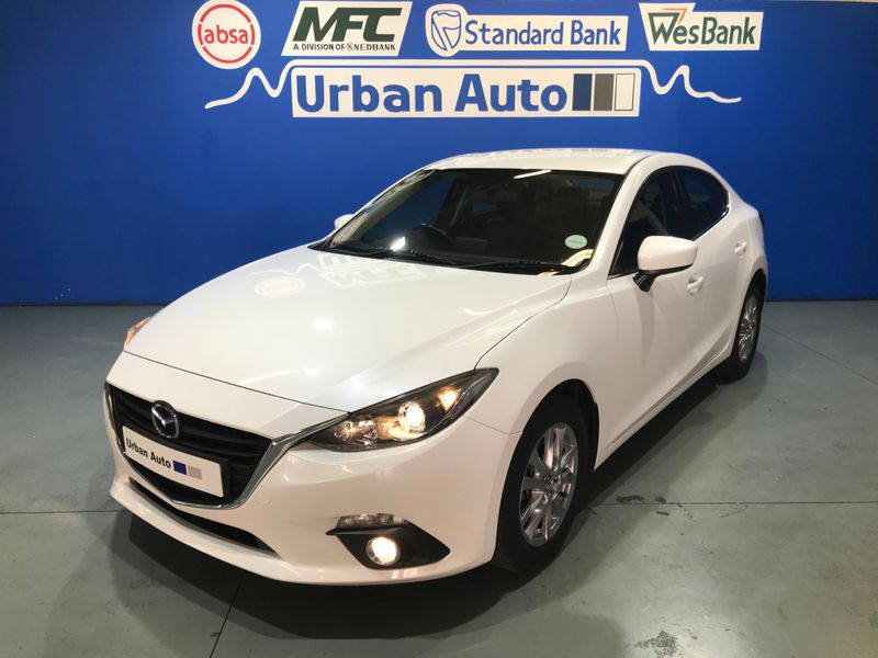 2015 Mazda Mazda3 1.6 Dynamic 4-Door, White with 162000km available now!