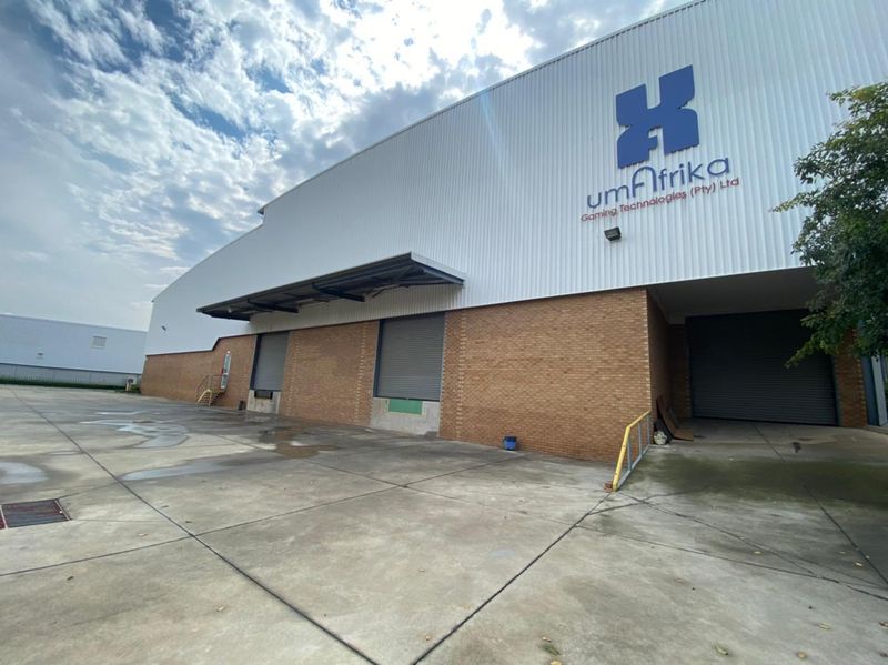 Industrial facility available for rent in Linbro Business Park
