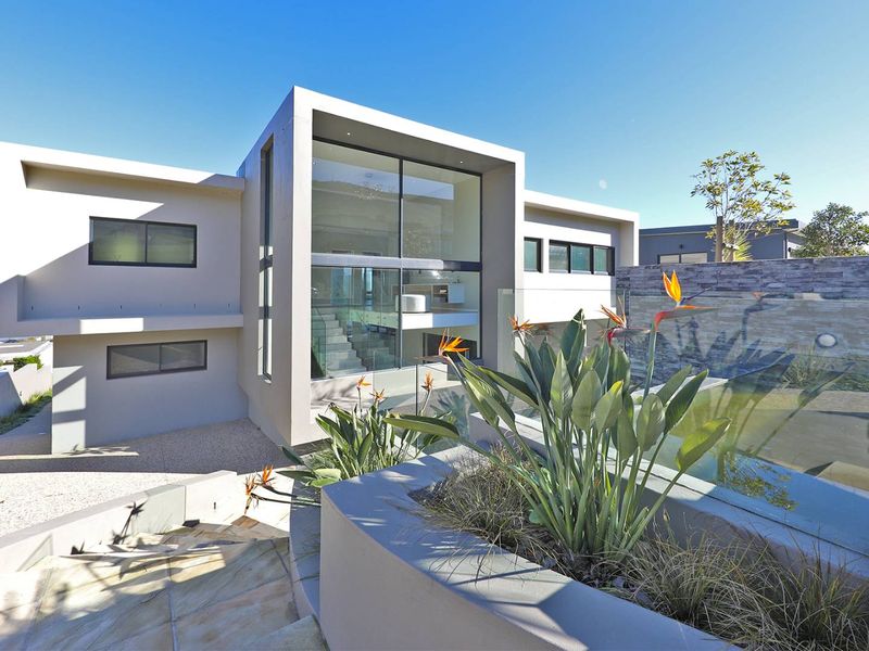 Ultra-modern 4 Bedroom home in Baronetcy