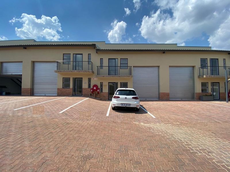 BRAND NEW NEAT MINI WAREHOUSE UNITS TO LET OR FOR SALE IN BARBEQUE BEND  - PHASE 2 ALMOST SOLD OUT!