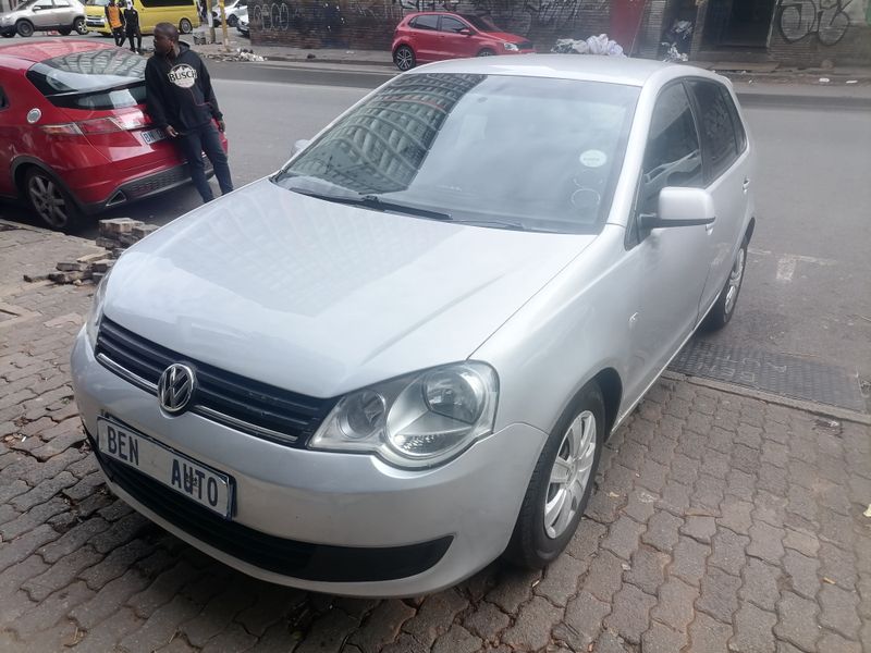 2013 Volkswagen Polo Vivo Hatch 1.4 Trendline, Silver with 76000km available now!