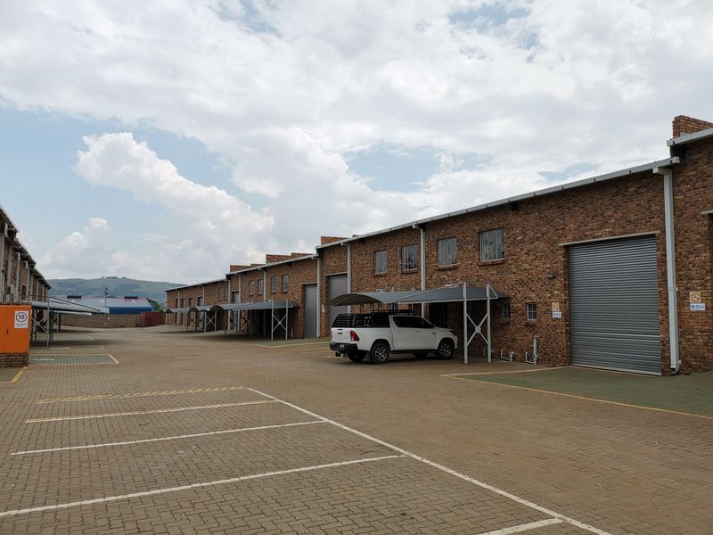 KIRKNEY - 5,188SQM WAREHOUSING UNITS ON A 10,015SQM STAND FOR SALE ON MALIE STREET