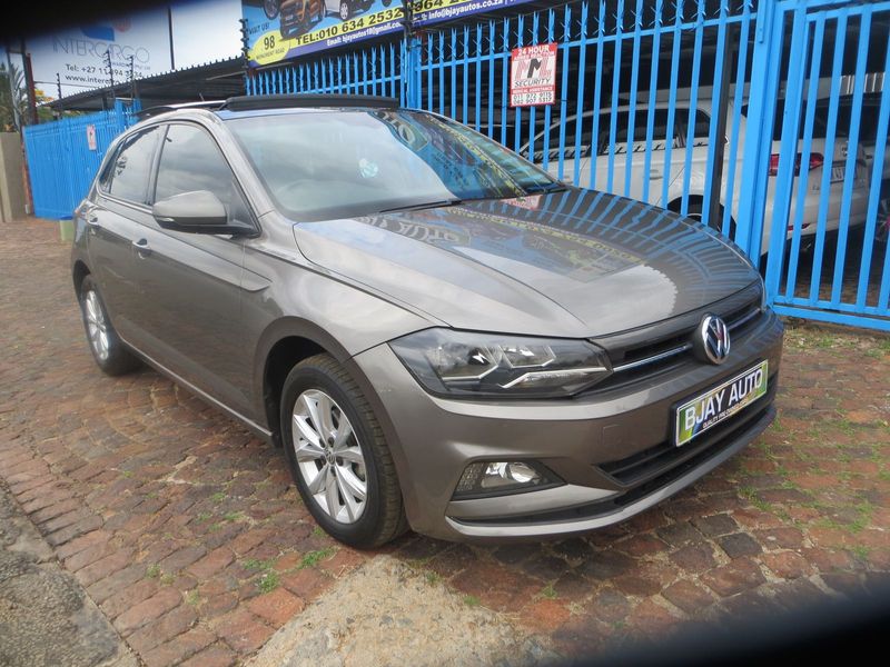 2019 Volkswagen Polo 1.0TSI Comfortline, Grey with 86000km available now!
