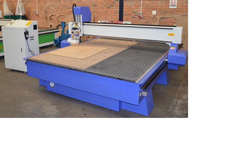 Router cnc 2000x3000