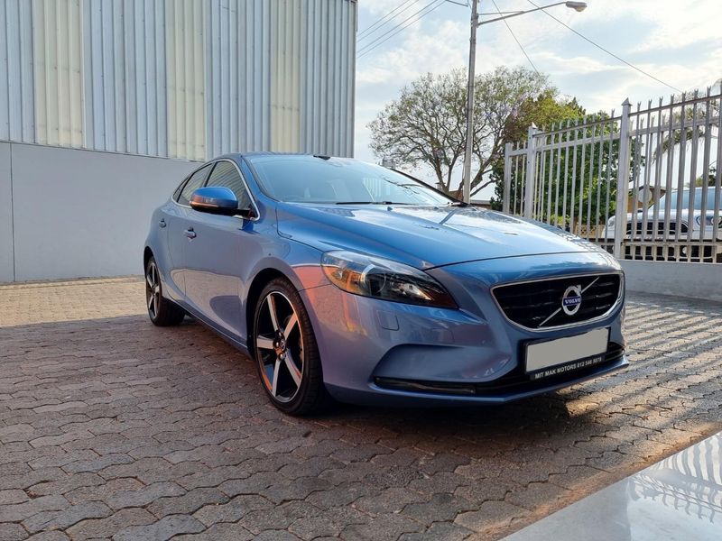 2015 Volvo V40 D2 Momentum