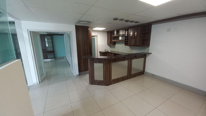 AAA Grade office to rent in Brackengate business park