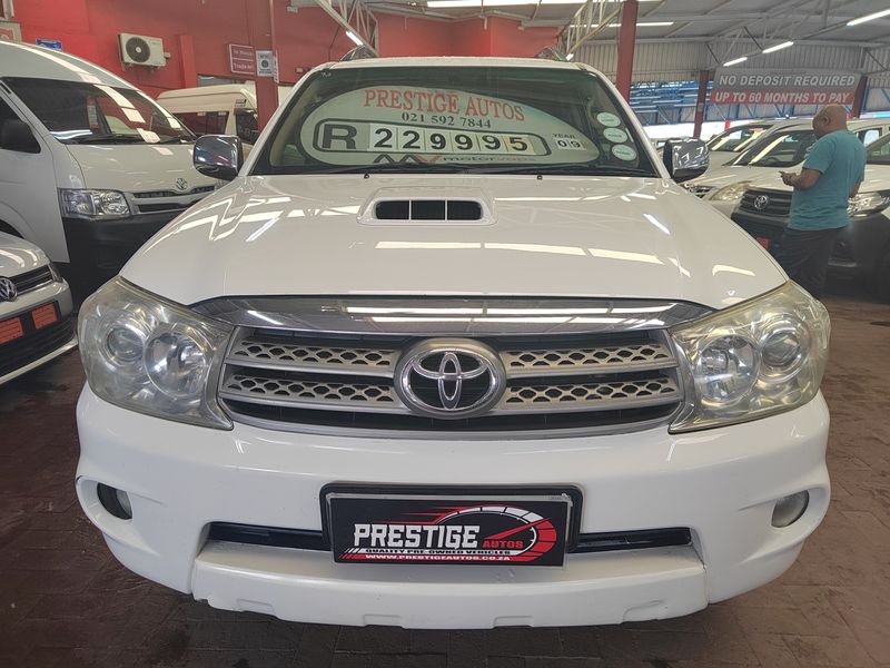 2009 Toyota Fortuner 3.0 D-4D R/Body with 257313kms CALL BOITY 083 506 0587