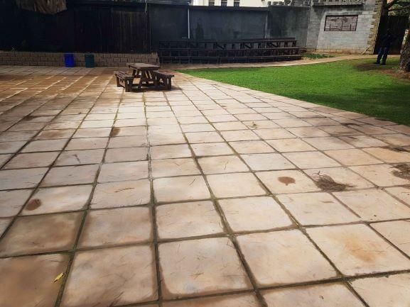 600x600 Outdoor paving