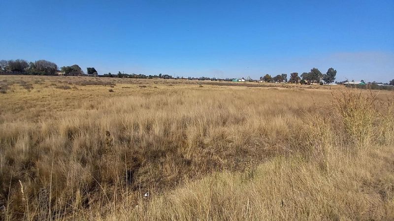 Large Vacant Land in Zesfontein