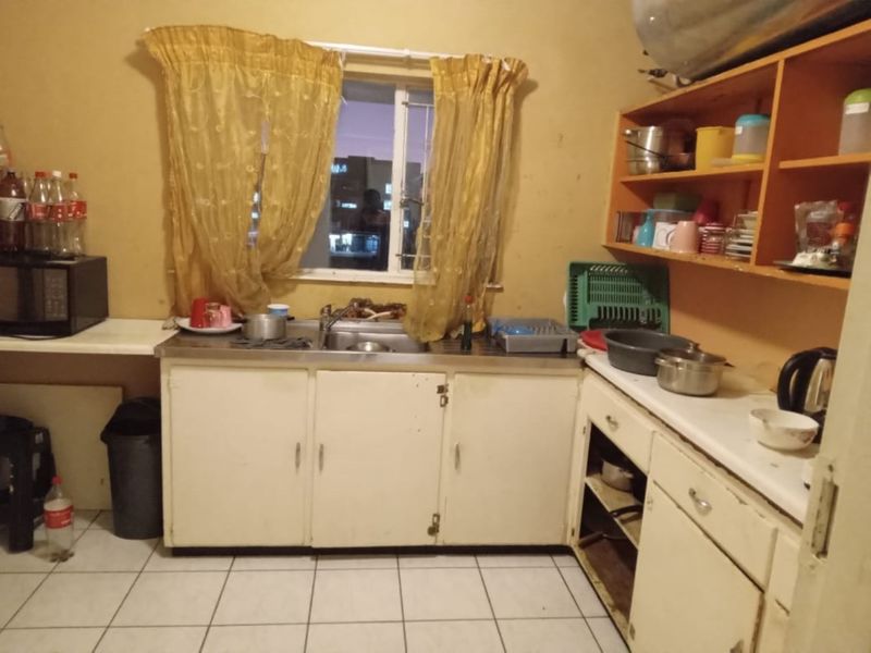 Rooms to rent in shared flat at Silver Oaks in Southernwood
