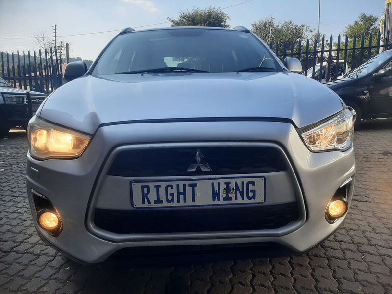 2013 Mitsubishi ASX 2.0 LS, Silver with 83000km available now!