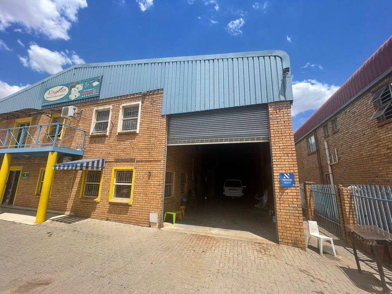 Crown Mines | Unit to let in JHB