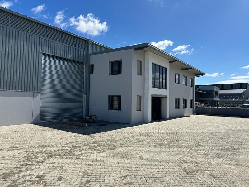 SQUARE STREET | WAREHOUSE UNITS TO RENT | STIKLAND INDUSTRIAL, BELLVILLE | 1950SQM