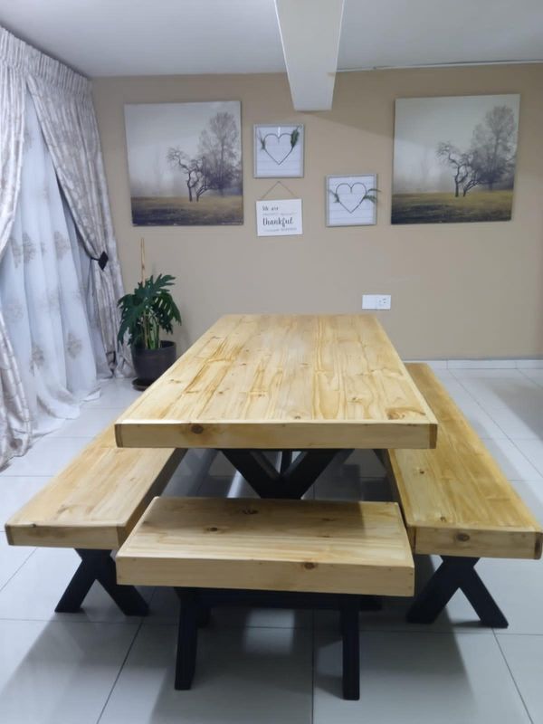 WOODEN TABLES AND BENCHES SETS