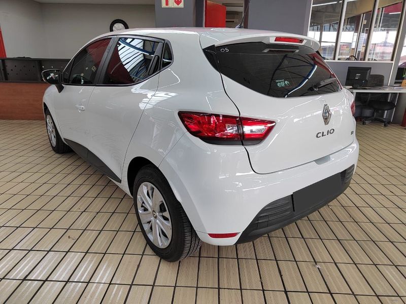 2019 Renault Clio 1.2 16V Authentique 5-Door with ONLY 42536km at PRESTIGE AUTOS 021 592 7844