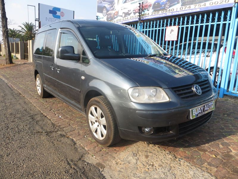 2010 Volkswagen Caddy Crew Bus Maxi 1.9 TDI, Grey with 103000km available now!