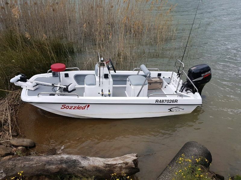 Bandit 410 Cathedral hull utility boat