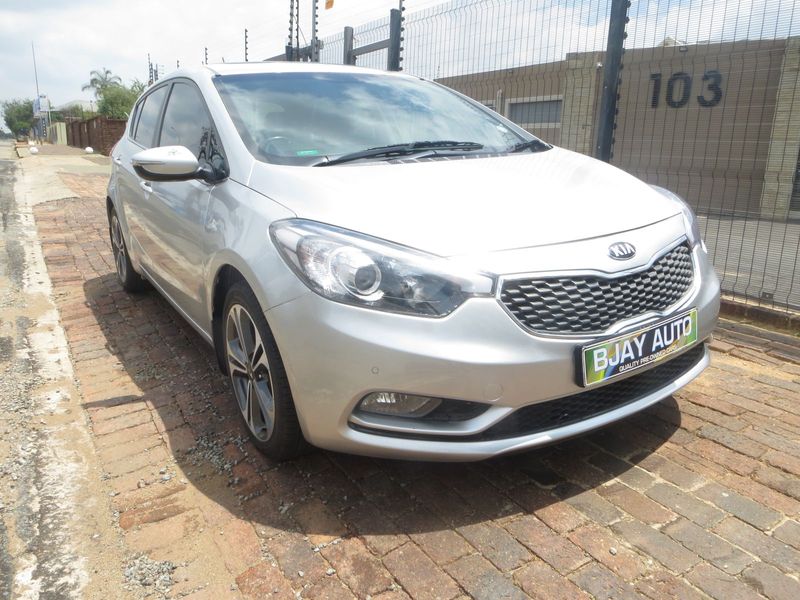2014 Kia Cerato 2.0 EX 5-Door AT, Silver with 97000km available now!
