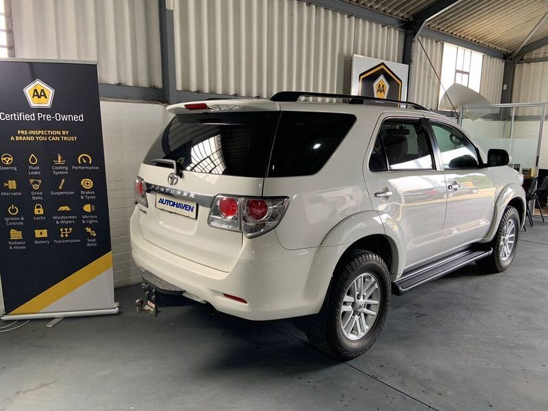 2013 TOYOTA FORTUNER 3.0D-4D R/B