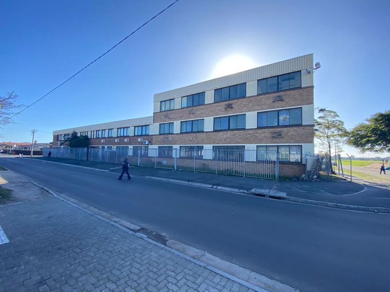 MAITLAND | WAREHOUSE / FACTORY TO RENT ON DAPPER STREET, CAPE TOWN
