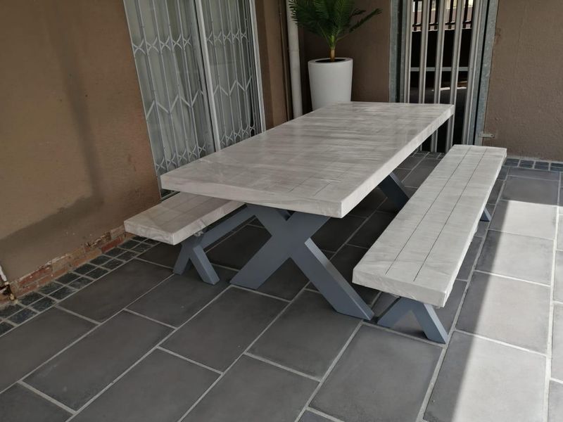 Stunningly Handcrafted Outdoor Benches