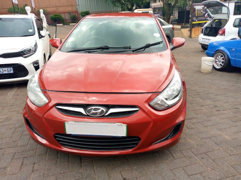 2014 Hyundai Accent 1.6 GL, Red with 78000km available now!