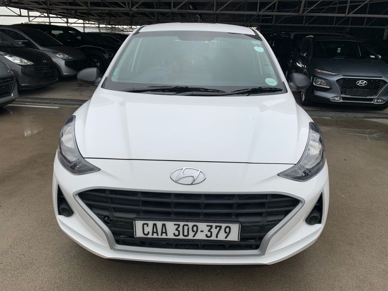 White Hyundai Grand I10 MY20 1.0 Motion with 20000km available now!