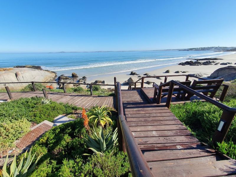 Fabulous Langebaan Holiday Home-Private Access to Calypso Beach-Secure Estate.